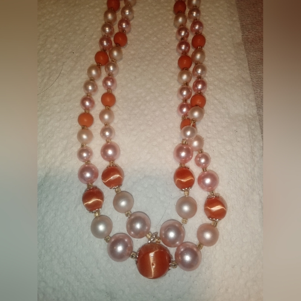 Elegant Pink and Orange Beaded Necklace